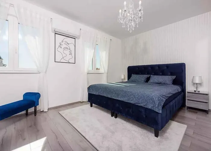 In 45028 Crikvenica